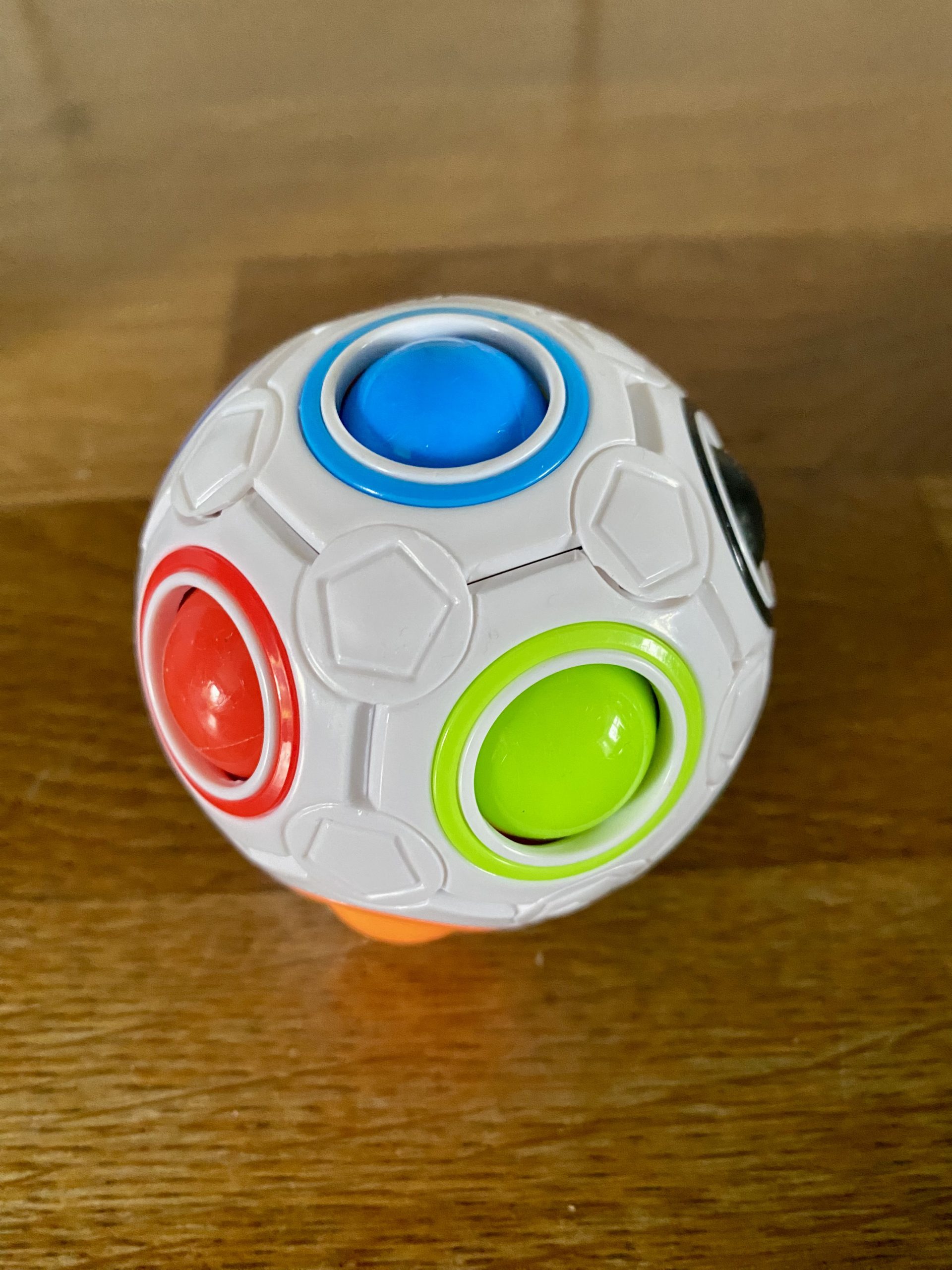 Sensory Fidget Toy Set / Box of 17 Pieces including spinning metal cube (normally £10 on its own). - Image 8