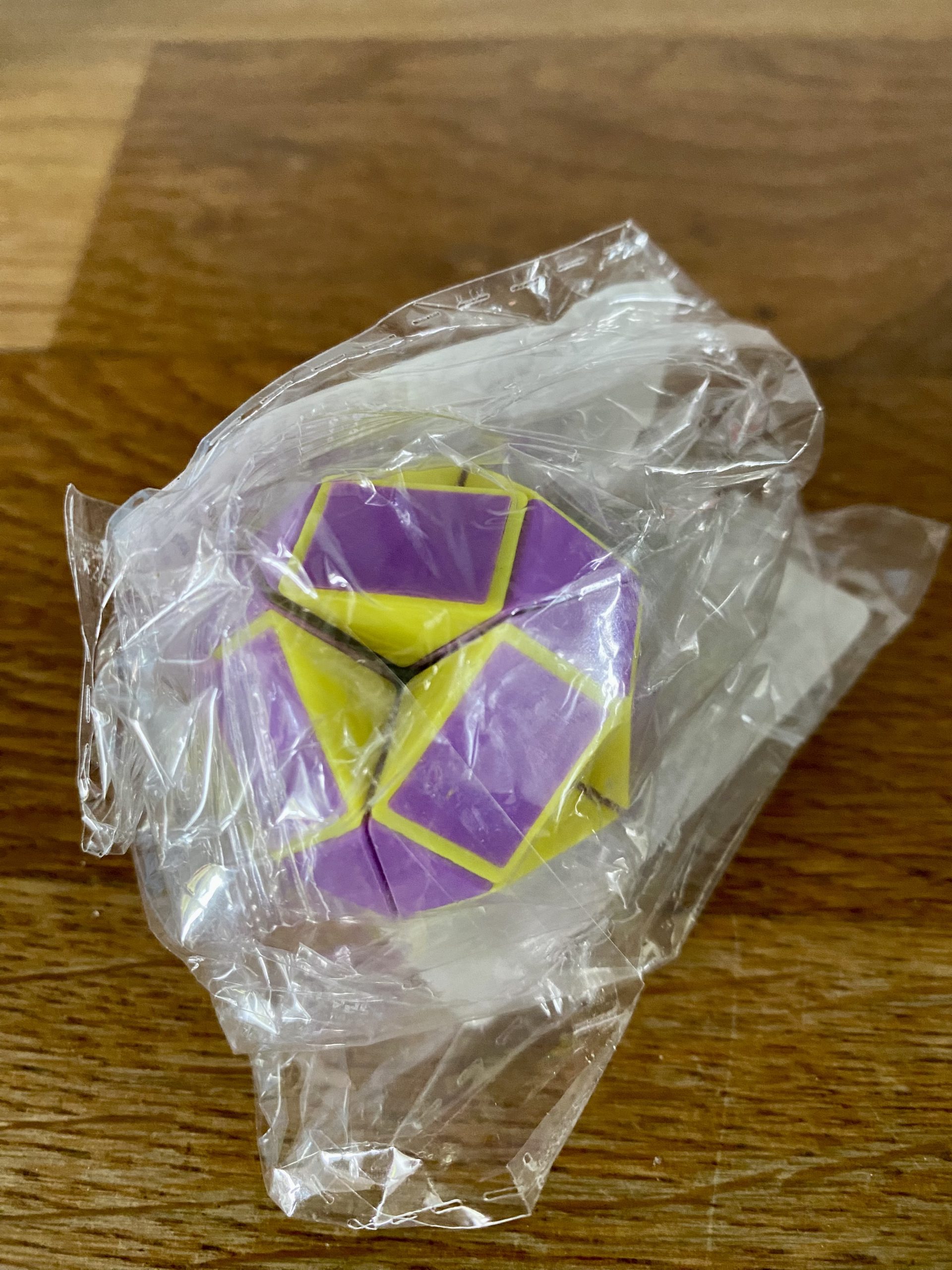 Sensory Fidget Toy Set / Box of 17 Pieces including spinning metal cube (normally £10 on its own). - Image 12